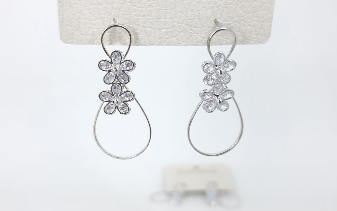 C196 Perhiasan Anting Bunga Double Oval Flower Silver Platinum 3,5cm