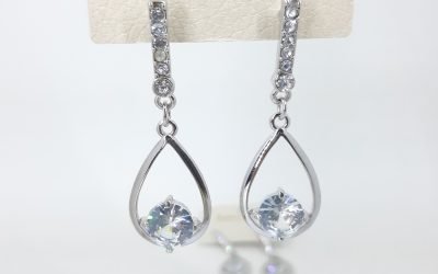 C199 Anting Tusuk Gantung Oval Swarovski Crystal Silver Platinum 5cm